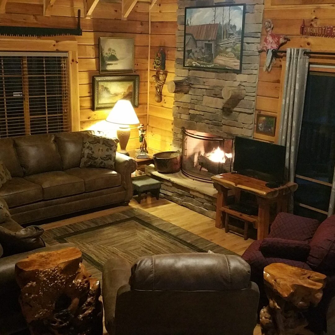 cabin's greatroom